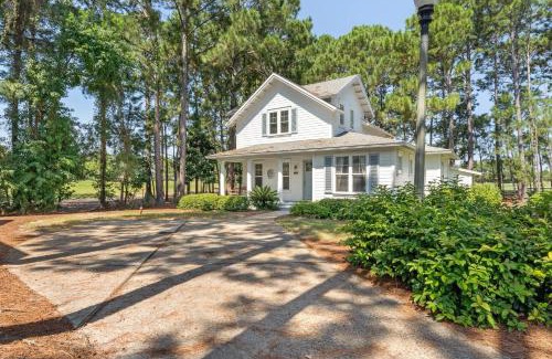 Laurel Grove House | 1369 Laurel Grove "The Crows Nest"