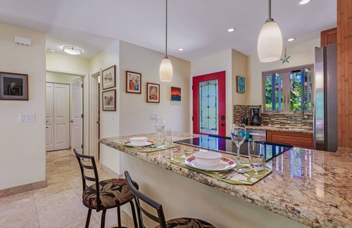 Downtown Lahaina Condo | 139-2 Hale Aloe Great spot to spend a vacation in the sun!