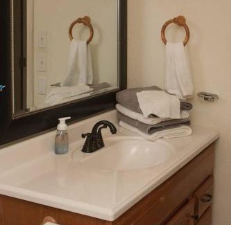 Lawton Apartment | 14% Discount for 1 Week 22% Discount for 1 Month