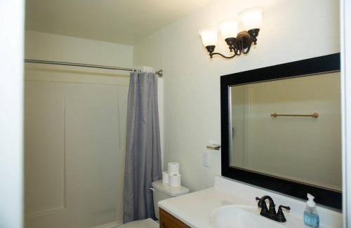 Lawton Apartment | 14% Discount for 1 Week 22% Discount for 1 Month