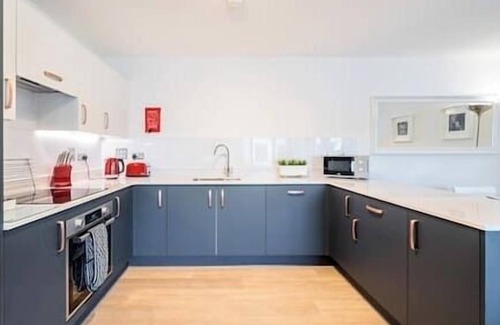 Walton-on-Thames Apartment | 14 Humboldt Court - 2 bedroom apartment