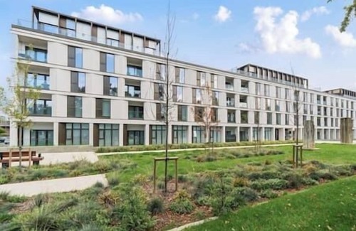 Walton-on-Thames Apartment | 14 Humboldt Court - 2 bedroom apartment