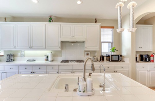 Fallbrook House | 14 Mi to Old Town Temecula: Luxe Fallbrook Home!