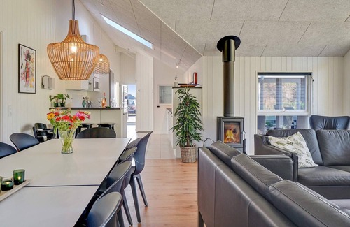 Vejby House | 14 person holiday home in Vejby