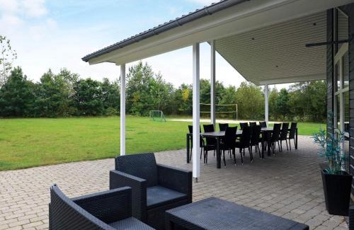 Sundstrup House | 14 person holiday home in H jslev
