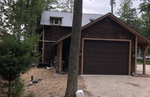 Lake Township Cottage | 140 Lake Front on Big Platte Lake -Gorgeous New In 2016 Lakefront Home-Honor, Mi