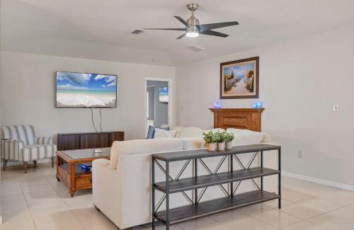 Punta Gorda House | 1406 Surfbird