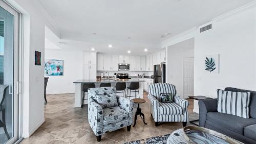 Punta Gorda House | 14071 Heritage Landing Unit 332