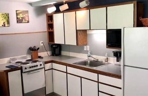 Quincy Condo | #141-Condo near large pool & shuttle to Gorge Amp-book separately