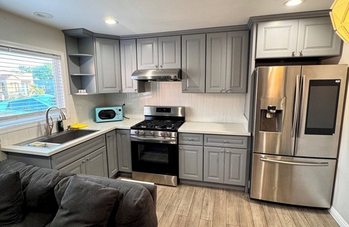 Baldwin Park House | 14453-A 2B2B House with Full Kitchen Built in Washer Dryer Gated Parking