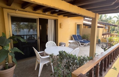Diaz Ordaz Apartment | 15-139 B Stunning Oceanview