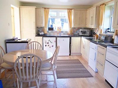 Slyne House | 15 Elms Road
