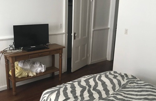 The Heights Apartment | 15 feet of closet space. 20 minutes or less to Manhattan.