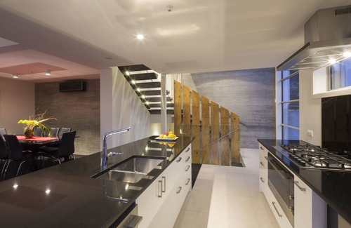 Queenstown City Centre Apartment | 15 Melbourne by Staysouth