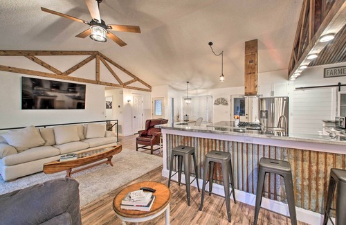 Hot Springs Village House | 15 Mi to Hot Springs Nat'l Park: Home w/Fire Pit!