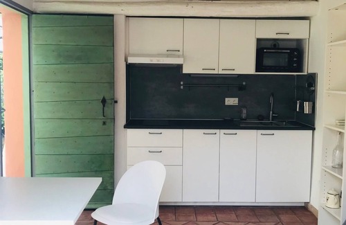 Le Puy-Sainte-Reparade Apartment | 15 Mins D'aix-en-provence et Lubéron Dans Domaine de Campagne Privé