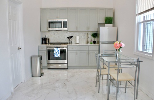 Queens Apartment | 15 Minutes From Manhattan Brand New 1-Bedroom in Astoria Queens/LIC