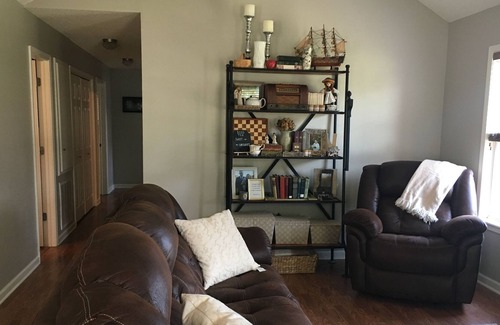 Oxford House | 15 minutes to downtown Oxford