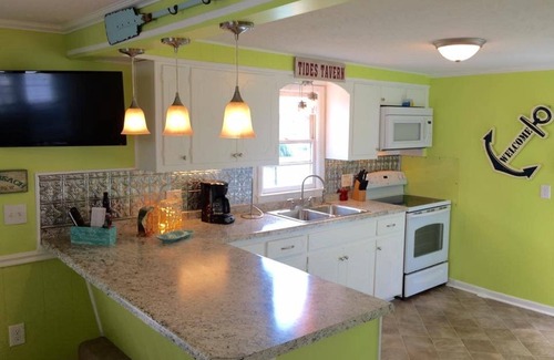 Kure Beach House | 15% off July 12-18! Adorable Beach Cottage Seconds From The Sand And The Sea