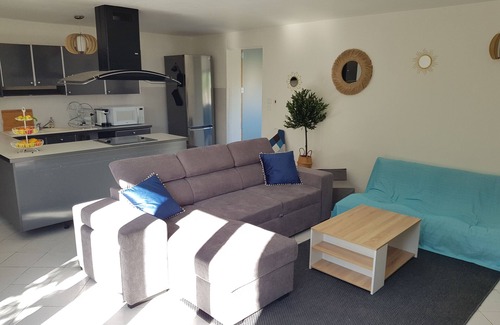 Solaro House | 15 pers. pool/sea/mountain view/1 km from the sea