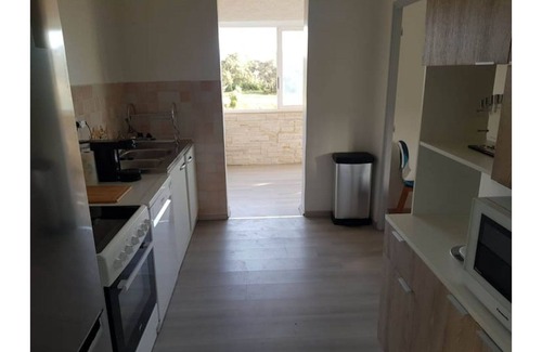 Solaro House | 15 pers. pool/sea/mountain view/1 km from the sea