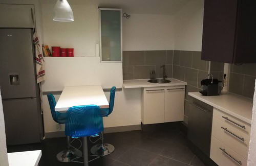 Saint-Jean Apartment | 150 sqm family apartment in the historical heart of the city