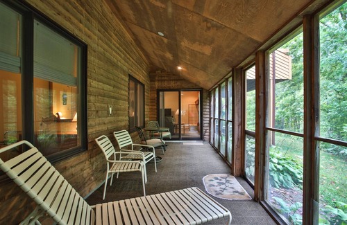 Harbor Springs Condo | 1500 Sq Ft Trout Creek Condo 77 - 2 Bdrms, 2 Baths.