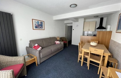 Eaux-Bonnes Apartment | 150m from ski slopes, 1st floor, view ski slopes, fitness, swimming pool, sauna, tv, ski locker