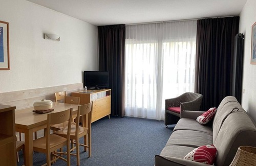 Eaux-Bonnes Apartment | 150m from ski slopes, 1st floor, view ski slopes, fitness, swimming pool, sauna, tv, ski locker