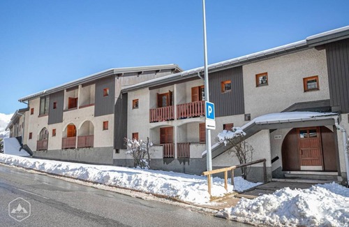 Aussois Apartment | 150m from ski slopes, 2nd floor, balcony, tv, ski locker, 30m², Aussois