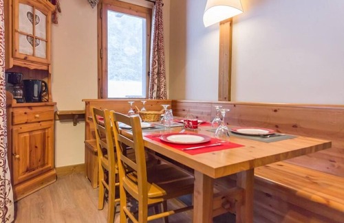 Montchavin Apartment | 150m from ski slopes, 3rd floor, balcony, tv, ski locker, 41m², Montchavin La Plagne