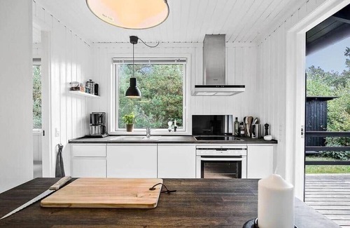 Oster Somarken House | 1571 Aakirkeby - Malurtvej 8