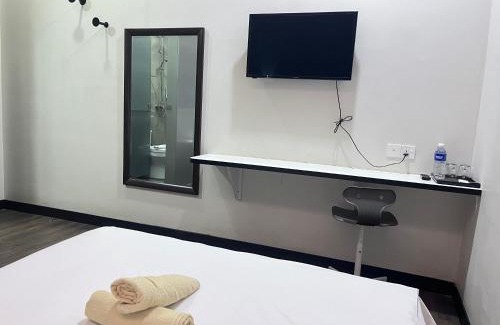 Taman Sri Muda Hotel | 15min to Shopping Mall or Hospital 2 pax Shah Alam