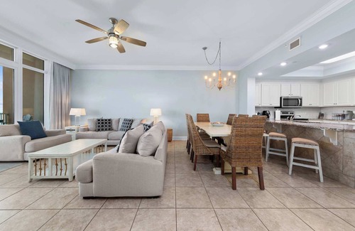 Orange Beach Condo | 15th Floor Beachfront Condo | Balcony, Lazy River | Tickets for Local Activities