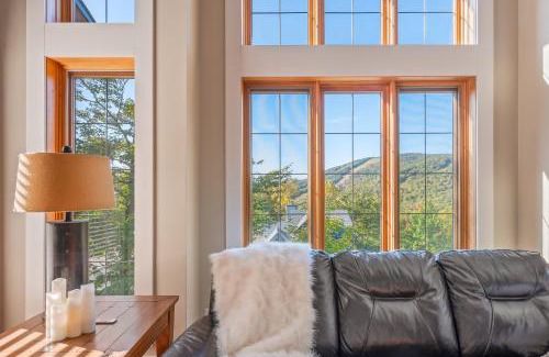 Stoneham Ski Chalet | 16-Chalet à louer Stoneham