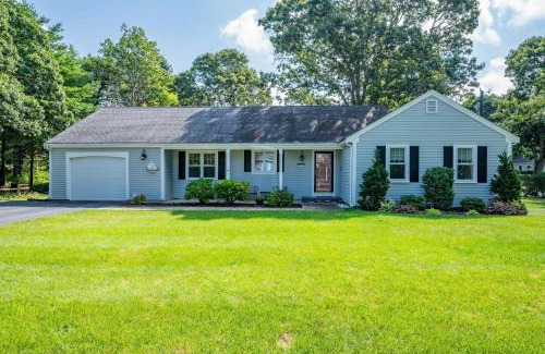 Yarmouth Port House | 16 Mattis Drive Yarmouthport - Gray's Getaway