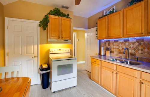 Lake Mary Apartment | 16 Mi to Dtwn Orlando: Quiet Apt w/Pool Access