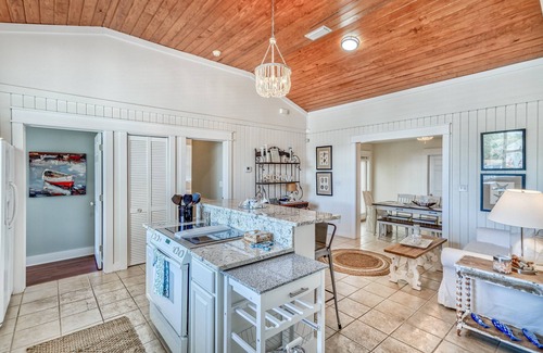 Gulf Pines House | 16 Overlook-4 Bedroom-Private Pool-Golf Cart!