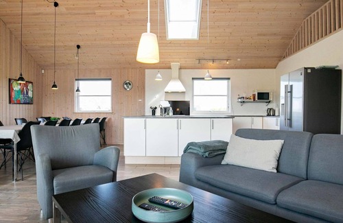 Nr. Lyngby House | 16 person holiday home in Løkken-By Traum