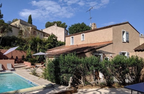 La Garde House | 160 m² house with swimming pool just a stone's throw from the beaches!