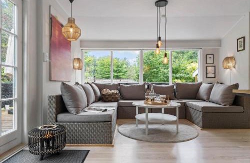 Melby House | 1608-Melby-Elna-Lassensvej-10