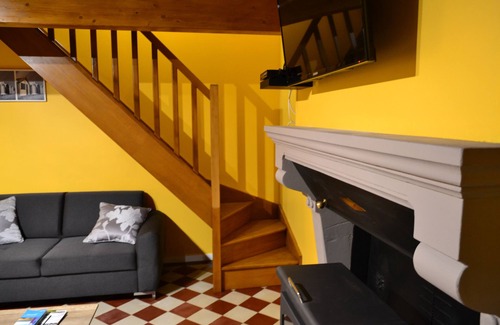 Salles House | 160m² restored house classified *** with heated swimming pool (depending on period)