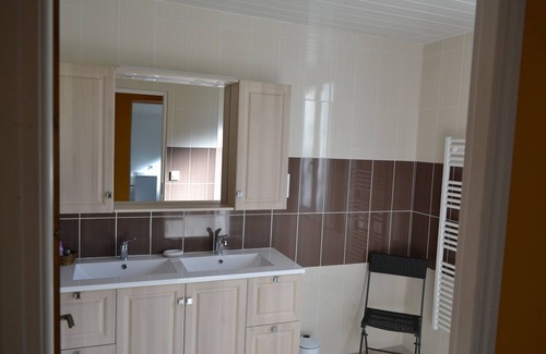 Salles House | 160m² restored house classified *** with heated swimming pool (depending on period)