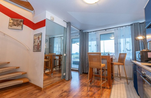 Innenhafen Apartment | 164 Seeteufel holiday apartment - 164 living with direct access to the stand
