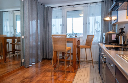 Innenhafen Apartment | 164 Seeteufel holiday apartment - 164 living with direct access to the stand
