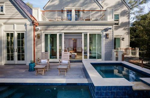 Vanderhorst Plantation House | 165 Surfsong Road by Akers Ellis Rentals