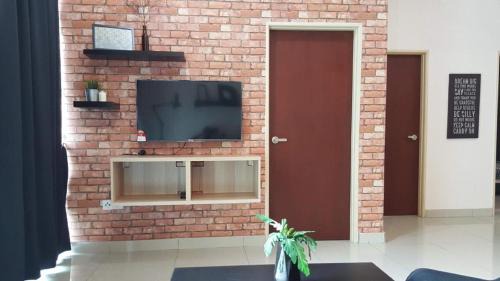 Taman Mount Austin Apartment | 17-3Bedroom Palazio Apartment Mount Austin for 6Pax