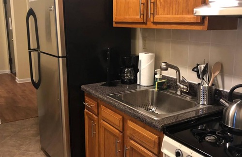 Industry Apartment | 1703 3B · Worthy 2bed Apt-20 min to NYC/Parking Avail.