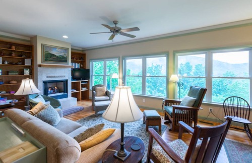 Montreat House | 174 m² House ∙ 4 bedrooms ∙ 10 guests