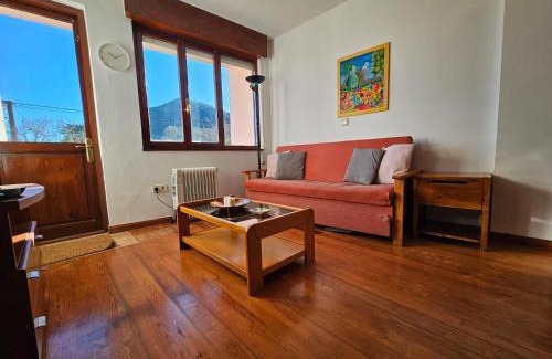 Prado Apartment | 17C01 Apartamento Caravia